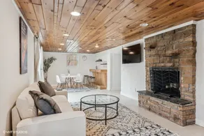 Walk to Town, Beach, Game Room, Firepit Stay - Image 4