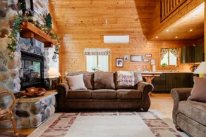 4 Season Cabin at Christie Mt. - Image 5