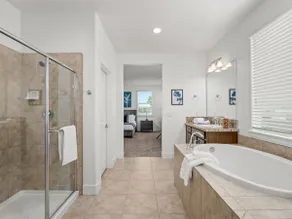 NEW Clovis House| Hot Tub| King Suite| 4:3| Garage - Image 5