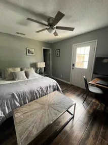 South ATX Hideaway - Image 5