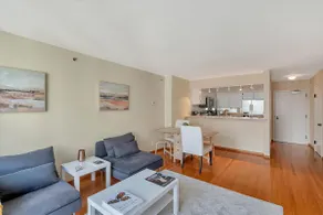 Urban Luxury Comfort Living - Image 3