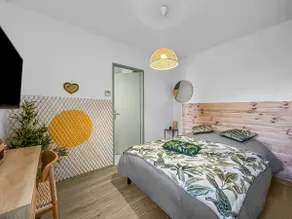 Heated pool, independent wood-burning stove suite - Image 3