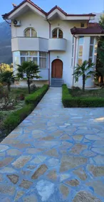 Vila Guri i Atos - Image 2