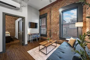 1BR Heart of D/T, near Aquarium, Whisky Distillery - Image 4