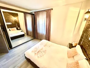 Tower Old City Apartment - Image 2