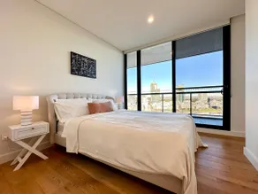 Spectacular 4 Beds Penthouse | Sydney Olympic Park - Image 4