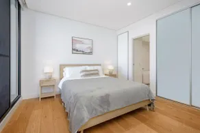 Spectacular 4 Beds Penthouse | Sydney Olympic Park - Image 3