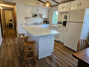 Hayward Home - Image 5