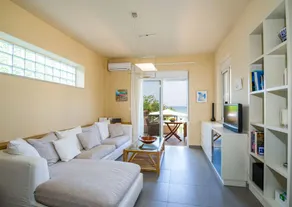 The Seaside Villa - Image 2