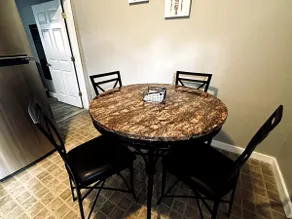 Hidden Haven Apartment - Image 4