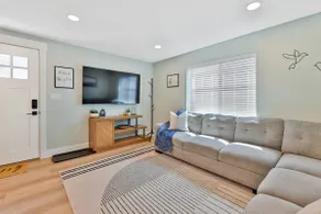 The Cozy Nest - Private Guest Suite - Image 3