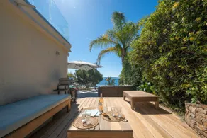 Beautiful villa with sea and pool views. - Image 5