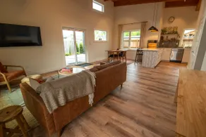 Stylish Home Near OSU, Wineries & Scenic Trails - Image 4
