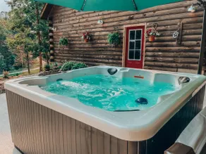 Rustic*Cozy*Serene*Private*Pond*Relax*Hot Tub - Image 2