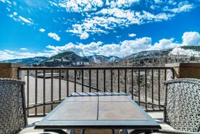 Spacious Seasons Vacation Home Steps To Lift - Image 3
