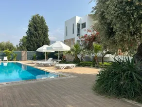 Kyrenia Zeytinlik 2+1 Pool Site with Large Terrace - Image 3