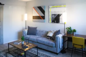 Cozy Retreat by Whyte Ave & Uni - Image 3