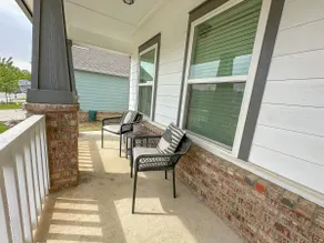 Minutes from downtown Tulsa - Image 2