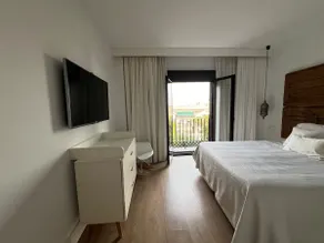 PIPA APARTMENTS - Image 2