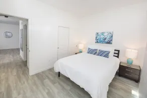 Ny moderne to-værelses lejlighed i Sonoma Valley med private gårdhave - Image 2