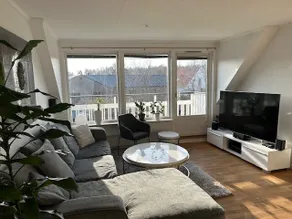 Nice house with hot tub! - Image 3