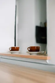 Modern comfort meets history - Image 5