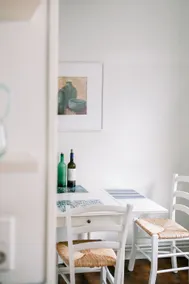 Modern comfort meets history - Image 4