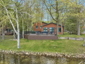 Simply Stay Lake House - Image 3