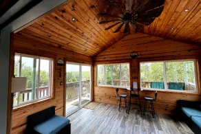 River Cabin in Woodsboro - Image 4