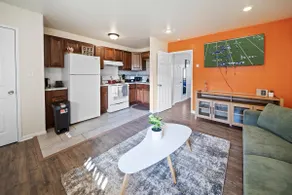 Stylish Escape Near Golf, Lakes & Ferndale Fun - Image 2
