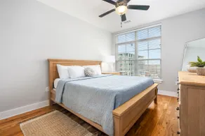 Target 202 - Luxury 2 Bed Over Target - Image 5