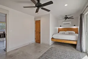 Loft w/ King Beds – 2 Blocks from Main Street - Image 4
