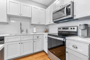 Target 207 - Exclusive 2 Bed In Auburn - Image 2