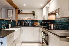 The Gamekeeper's Cottage - Stunning 2 Bed! - Image 2