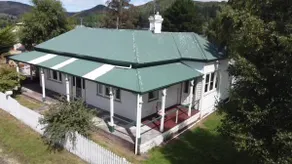 Zeehan House of Leisure - Image 2
