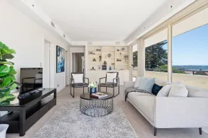 South Head - Premier Penthouse w/ Amazing Views - Image 2