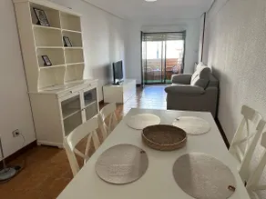 Apartamento Bretón de los Herreros con TERRAZA - Image 3