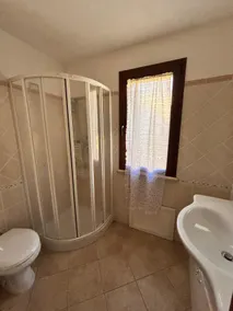Chia villa with terrace surrounded by greenery - Image 5
