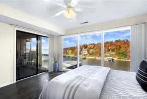 Cozy Lakefront Condo, Amazing Lake View! 2bd/2bath - Image 2