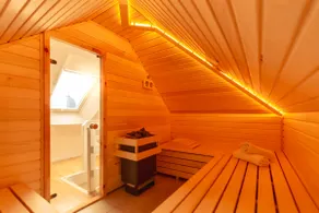Koje Acht | central, with sauna, up to 9 people - Image 4
