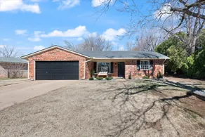 No compromises! Beautiful Reno with everything! - Image 2