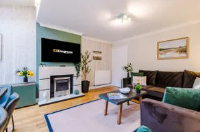 NEW! Incredible Home In Northwich By 53 Degrees Property, Perfect For Groups, FREE Parking! - Image 5