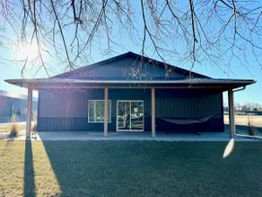 Walk to the Lake 2 Bedroom. 2 Bath. - Image 3