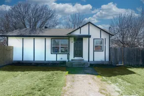 New 2/1 Designer Chic Mins to DT Copperas Cove - Image 2