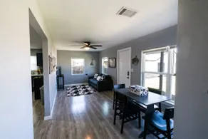 New 2/1 Designer Chic Mins to DT Copperas Cove - Image 3