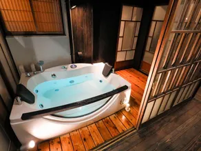 Jacuzzi Available/Parking Available/Private Accommodation in Historic Town [Kurofu] - Image 4