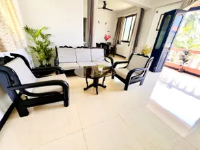 Elegant 2 BHK + Wi-Fi+ Pool & Beach Proximity! - Image 2