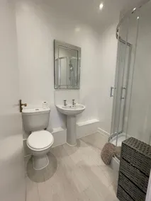 Tarporley village centre flat - Image 5