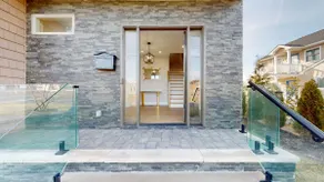 Deluxe 6BR House w/ Private Garden, 2 min to Beach - Image 5