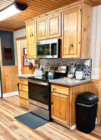 Location! Walk To Everything You Need In Shaver! - Image 3